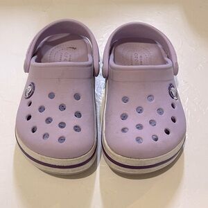 Lavender crocs, cute and great condition